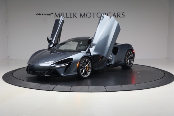 New 2026 McLaren Artura Performance for sale $305,700 at Miller Motorcars Aston Martin in Greenwich CT 06830 13