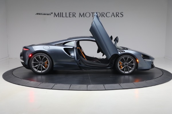 New 2026 McLaren Artura Performance for sale $305,700 at Miller Motorcars Aston Martin in Greenwich CT 06830 18