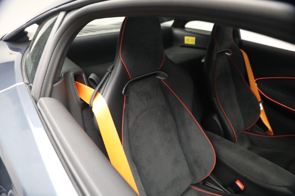 New 2026 McLaren Artura Performance for sale $305,700 at Miller Motorcars Aston Martin in Greenwich CT 06830 26
