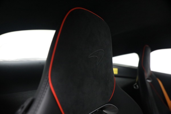 New 2026 McLaren Artura Performance for sale $305,700 at Miller Motorcars Aston Martin in Greenwich CT 06830 28