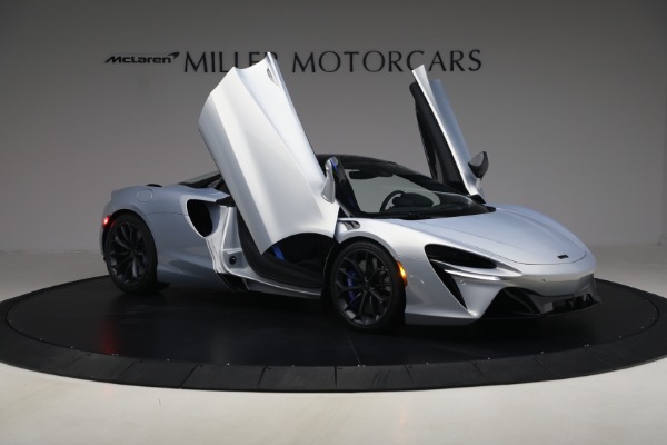 New 2026 McLaren Artura Spider Performance for sale $345,150 at Miller Motorcars Aston Martin in Greenwich CT 06830 20