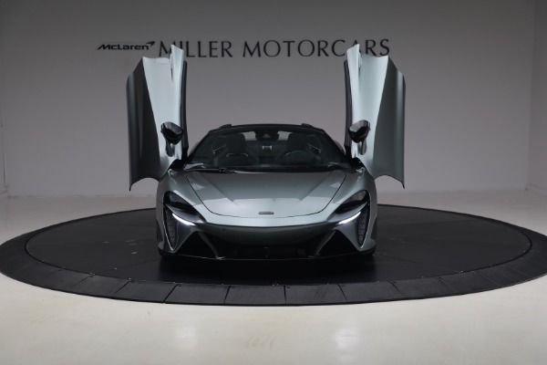 New 2026 McLaren Artura Spider Performance for sale $337,300 at Miller Motorcars Aston Martin in Greenwich CT 06830 20