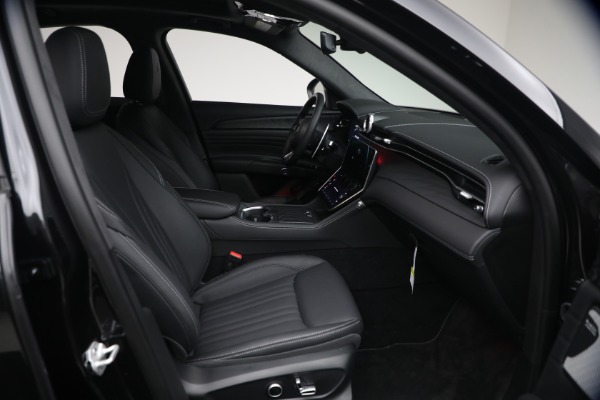 Used 2026 Maserati Grecale Modena V6 for sale $79,881 at Miller Motorcars Aston Martin in Greenwich CT 06830 14