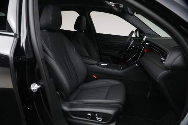 Used 2026 Maserati Grecale Modena V6 for sale $79,881 at Miller Motorcars Aston Martin in Greenwich CT 06830 16