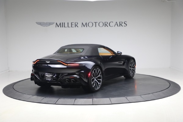 New 2026 Aston Martin Vantage Roadster for sale $260,900 at Miller Motorcars Aston Martin in Greenwich CT 06830 19