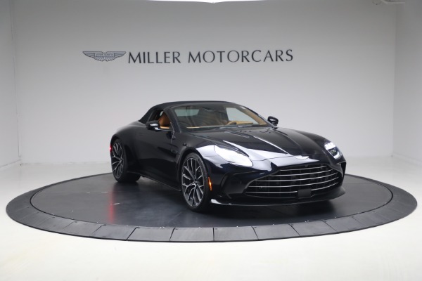 New 2026 Aston Martin Vantage Roadster for sale $260,900 at Miller Motorcars Aston Martin in Greenwich CT 06830 23