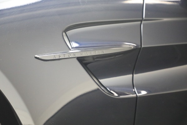 New 2026 Aston Martin Vantage Roadster for sale $260,900 at Miller Motorcars Aston Martin in Greenwich CT 06830 28