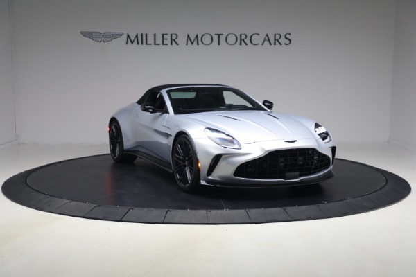 New 2026 Aston Martin Vantage Roadster for sale $274,300 at Miller Motorcars Aston Martin in Greenwich CT 06830 23