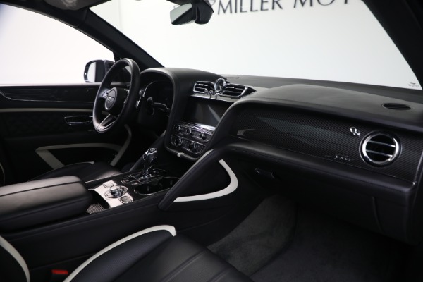 Used 2022 Bentley Bentayga Speed for sale $161,900 at Miller Motorcars Aston Martin in Greenwich CT 06830 22