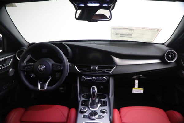 New 2026 Alfa Romeo Giulia VELOCE for sale $57,041 at Miller Motorcars Aston Martin in Greenwich CT 06830 22