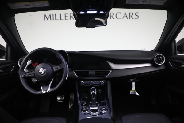 New 2026 Alfa Romeo Giulia for sale $43,000 at Miller Motorcars Aston Martin in Greenwich CT 06830 23