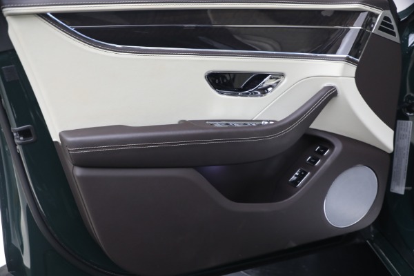 Used 2023 Bentley Flying Spur Hybrid for sale $143,900 at Miller Motorcars Aston Martin in Greenwich CT 06830 14