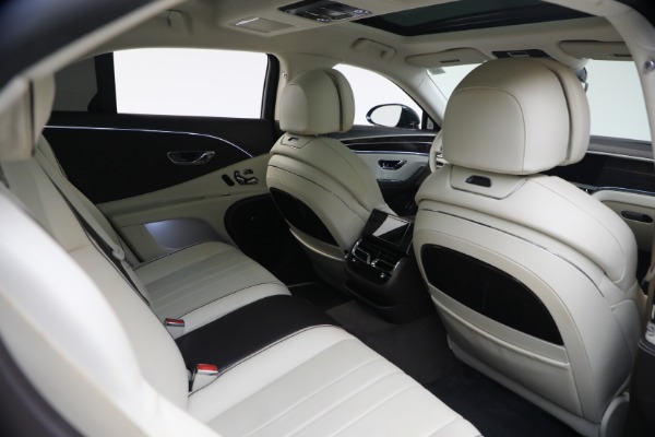 Used 2023 Bentley Flying Spur Hybrid for sale $143,900 at Miller Motorcars Aston Martin in Greenwich CT 06830 25
