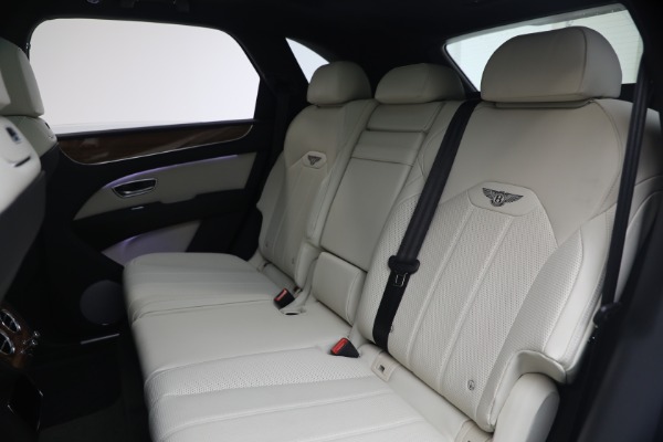 Used 2023 Bentley Bentayga V8 for sale $123,900 at Miller Motorcars Aston Martin in Greenwich CT 06830 24