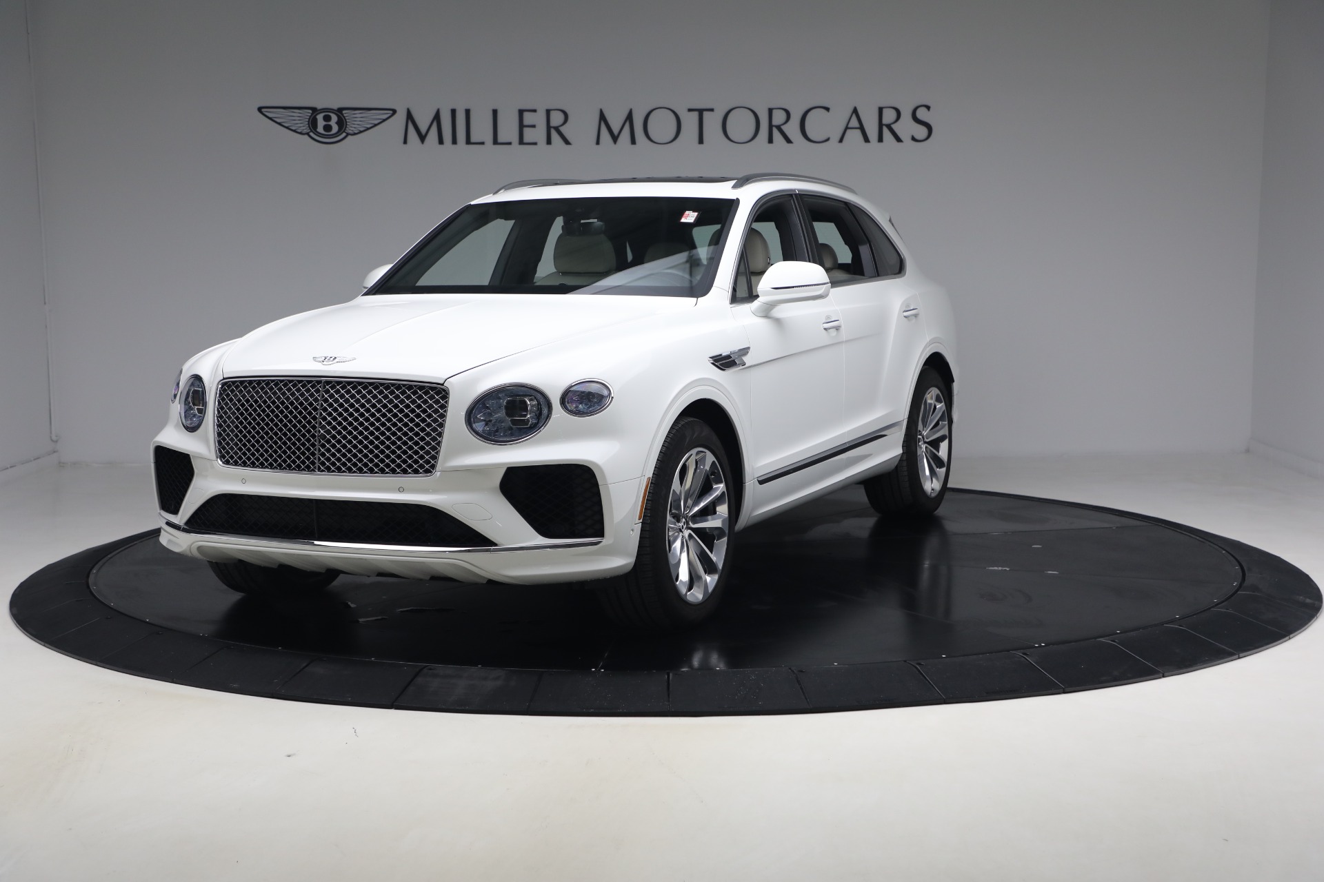 Used 2023 Bentley Bentayga V8 for sale $123,900 at Miller Motorcars Aston Martin in Greenwich CT 06830 1