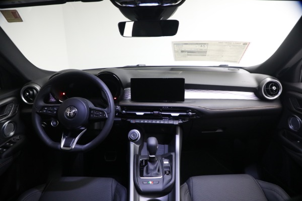 New 2026 Alfa Romeo Tonale Sprint for sale $46,530 at Miller Motorcars Aston Martin in Greenwich CT 06830 22