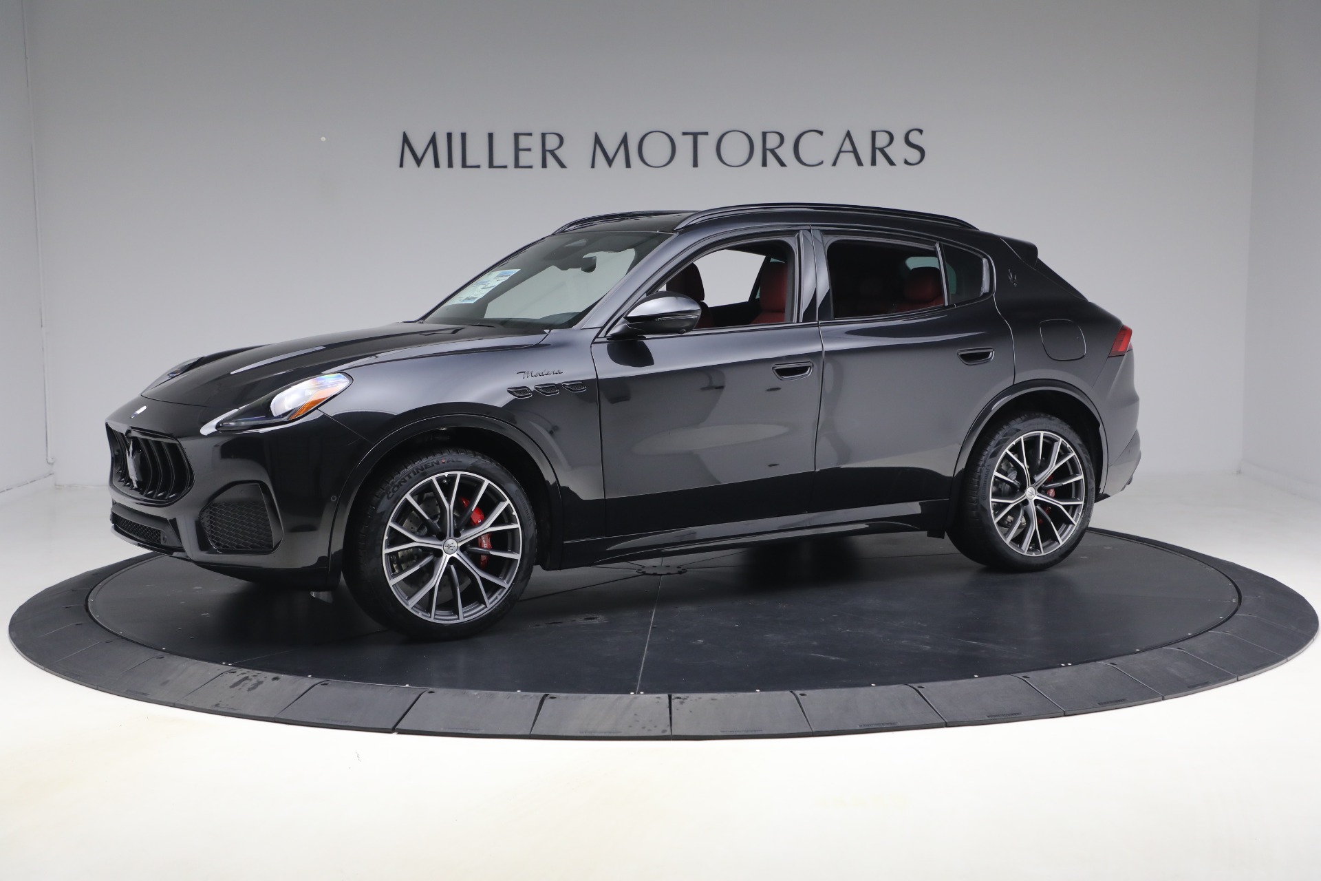New 2026 Maserati Grecale Modena V6 for sale $94,258 at Miller Motorcars Aston Martin in Greenwich CT 06830 1