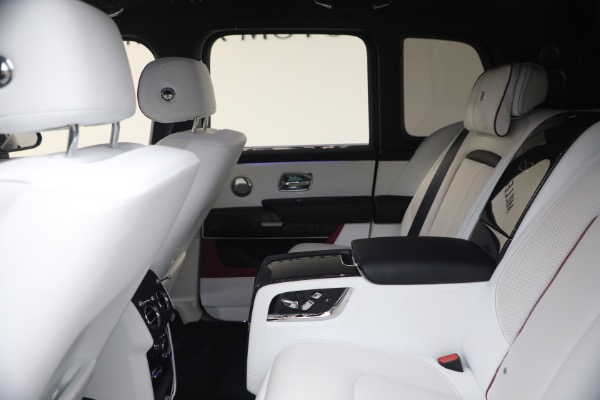 Used 2025 Rolls-Royce Black Badge Cullinan for sale $469,900 at Miller Motorcars Aston Martin in Greenwich CT 06830 25