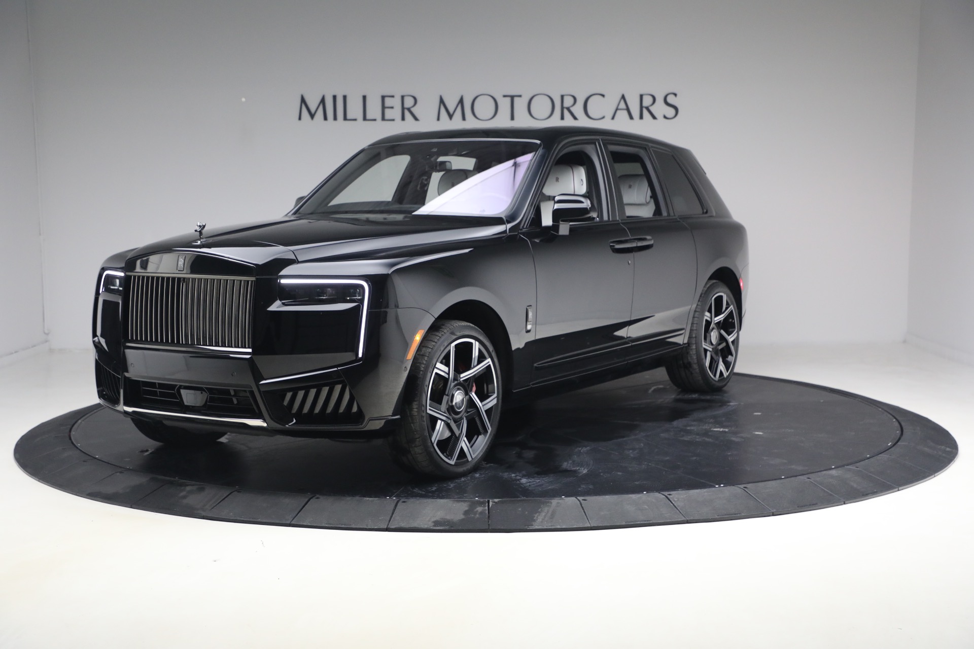Used 2025 Rolls-Royce Black Badge Cullinan for sale $469,900 at Miller Motorcars Aston Martin in Greenwich CT 06830 1