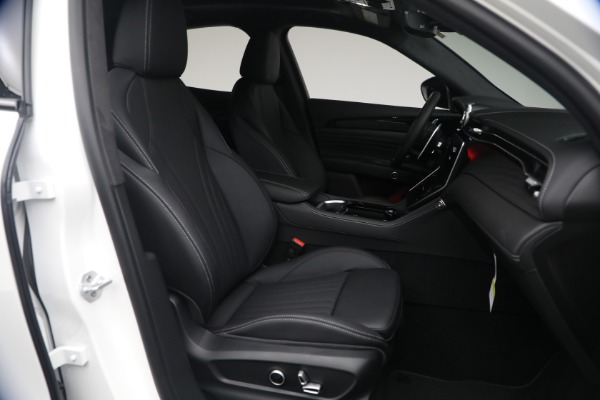 New 2026 Maserati Grecale Modena V6 for sale $91,809 at Miller Motorcars Aston Martin in Greenwich CT 06830 17