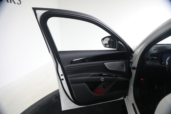 New 2026 Maserati Grecale Modena V6 for sale $91,809 at Miller Motorcars Aston Martin in Greenwich CT 06830 22