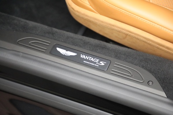 New 2026 Aston Martin Vantage S for sale $249,800 at Miller Motorcars Aston Martin in Greenwich CT 06830 19