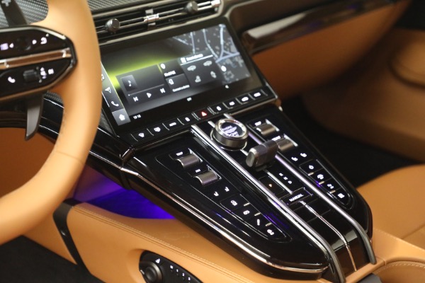 New 2026 Aston Martin Vantage S for sale $249,800 at Miller Motorcars Aston Martin in Greenwich CT 06830 20
