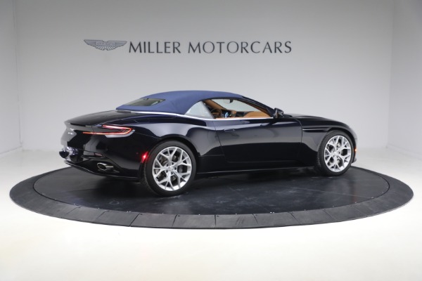 Used 2019 Aston Martin DB11 Volante for sale $121,900 at Miller Motorcars Aston Martin in Greenwich CT 06830 20