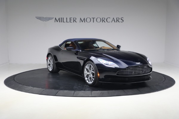Used 2019 Aston Martin DB11 Volante for sale $121,900 at Miller Motorcars Aston Martin in Greenwich CT 06830 23
