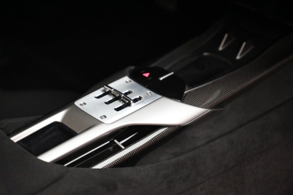 Used 2025 Ferrari 12Cilindri for sale $685,900 at Miller Motorcars Aston Martin in Greenwich CT 06830 25