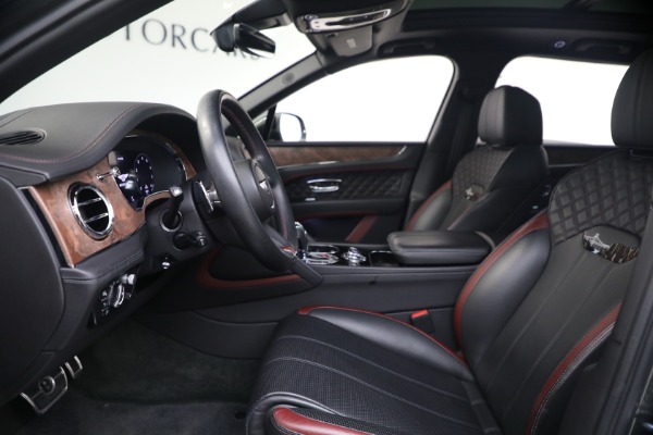 Used 2022 Bentley Bentayga V8 for sale $151,900 at Miller Motorcars Aston Martin in Greenwich CT 06830 19
