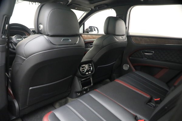 Used 2022 Bentley Bentayga V8 for sale $151,900 at Miller Motorcars Aston Martin in Greenwich CT 06830 21