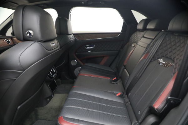 Used 2022 Bentley Bentayga V8 for sale $151,900 at Miller Motorcars Aston Martin in Greenwich CT 06830 22