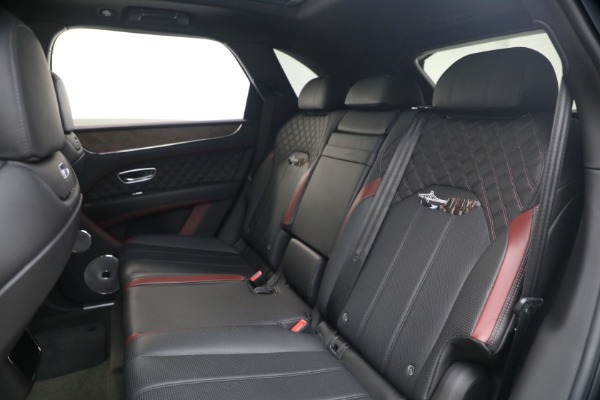 Used 2022 Bentley Bentayga V8 for sale $151,900 at Miller Motorcars Aston Martin in Greenwich CT 06830 23