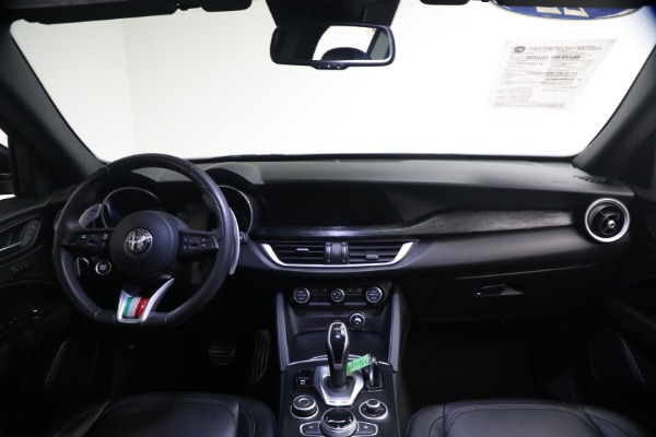 Used 2022 Alfa Romeo Stelvio Sprint for sale $24,900 at Miller Motorcars Aston Martin in Greenwich CT 06830 22