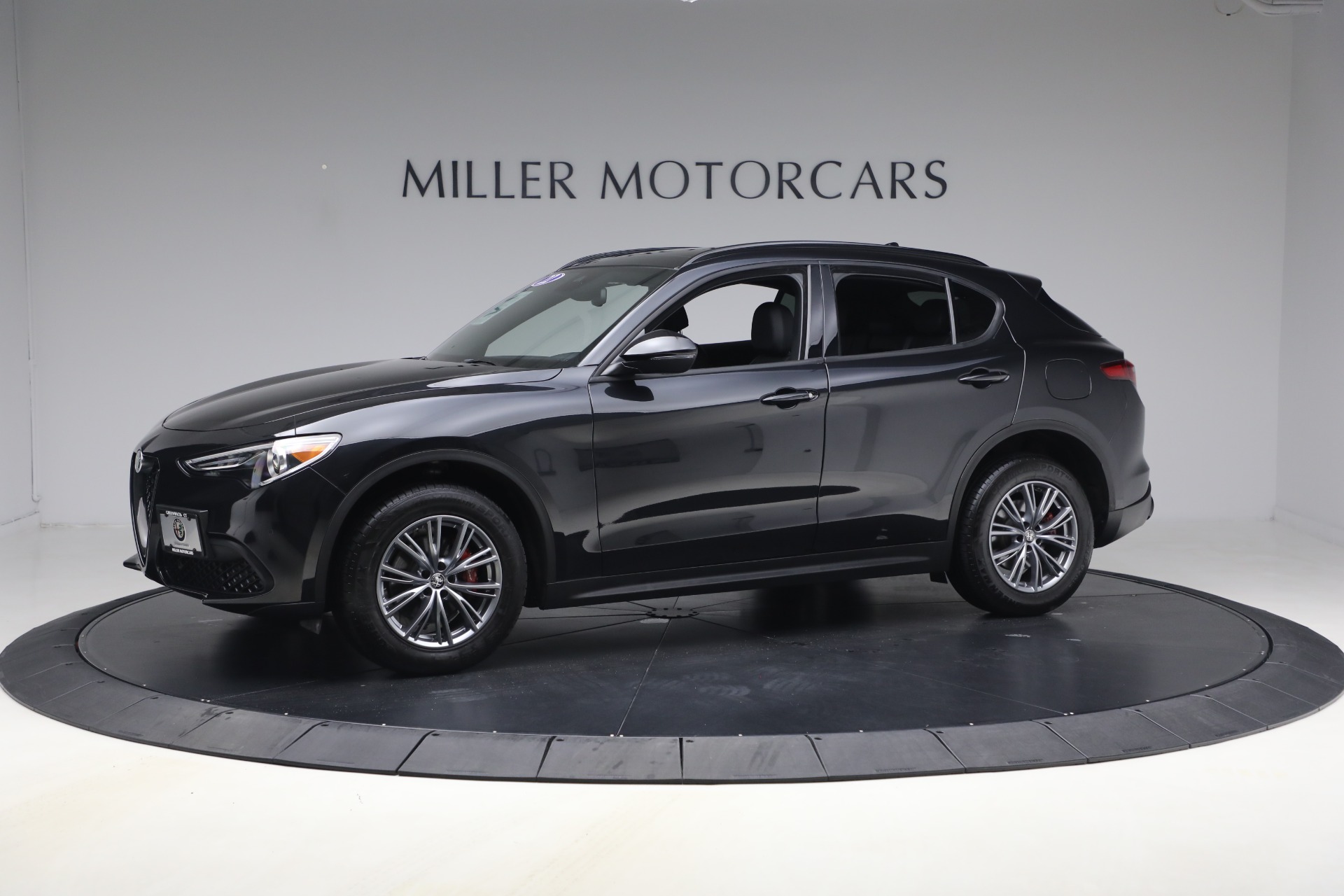 Used 2022 Alfa Romeo Stelvio Sprint for sale $24,900 at Miller Motorcars Aston Martin in Greenwich CT 06830 1