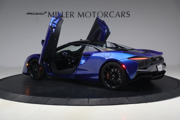 Used 2025 McLaren Artura Spider TechLux for sale $233,900 at Miller Motorcars Aston Martin in Greenwich CT 06830 16