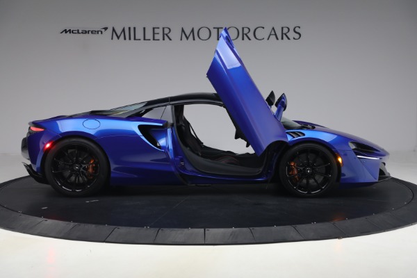 Used 2025 McLaren Artura Spider TechLux for sale $233,900 at Miller Motorcars Aston Martin in Greenwich CT 06830 19