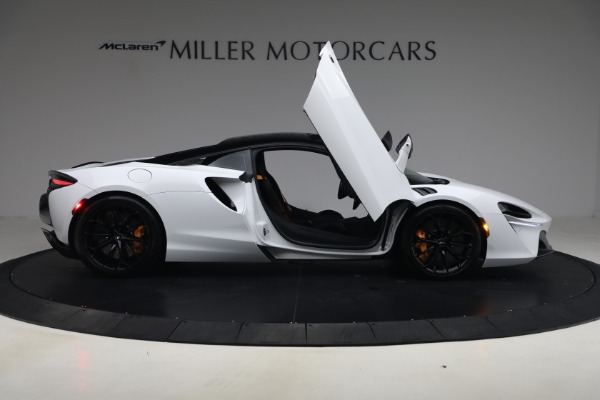 Used 2023 McLaren Artura for sale $184,900 at Miller Motorcars Aston Martin in Greenwich CT 06830 20