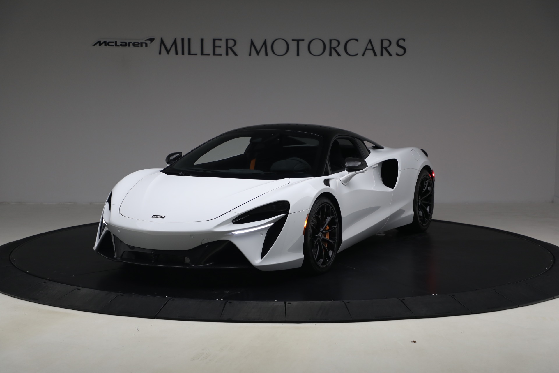 Used 2023 McLaren Artura for sale $184,900 at Miller Motorcars Aston Martin in Greenwich CT 06830 1
