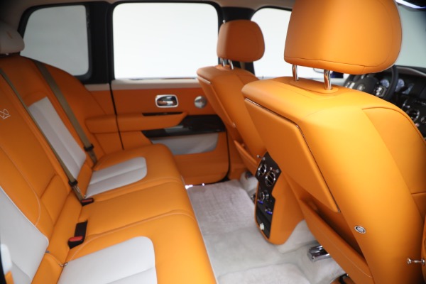 Used 2023 Rolls-Royce Black Badge Cullinan for sale $389,900 at Miller Motorcars Aston Martin in Greenwich CT 06830 23