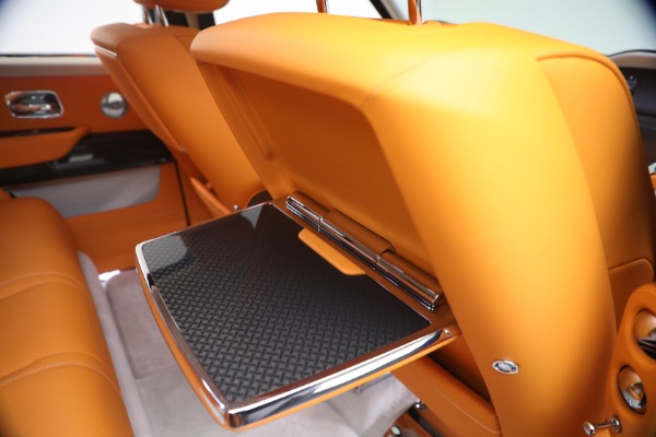 Used 2023 Rolls-Royce Black Badge Cullinan for sale $389,900 at Miller Motorcars Aston Martin in Greenwich CT 06830 24