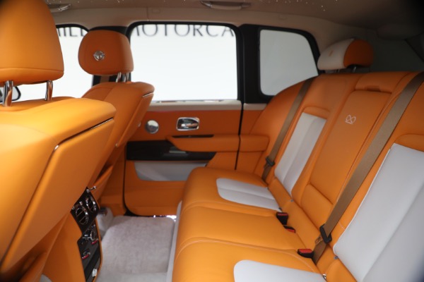 Used 2023 Rolls-Royce Black Badge Cullinan for sale $389,900 at Miller Motorcars Aston Martin in Greenwich CT 06830 26