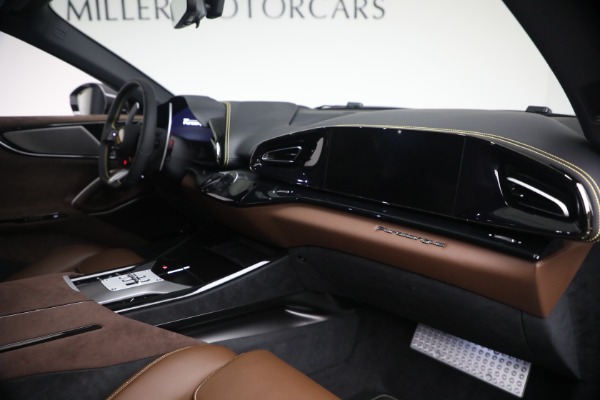 Used 2025 Ferrari Purosangue for sale $534,900 at Miller Motorcars Aston Martin in Greenwich CT 06830 17