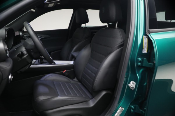 Used 2024 Alfa Romeo Tonale Hybrid Ti for sale $30,900 at Miller Motorcars Aston Martin in Greenwich CT 06830 15