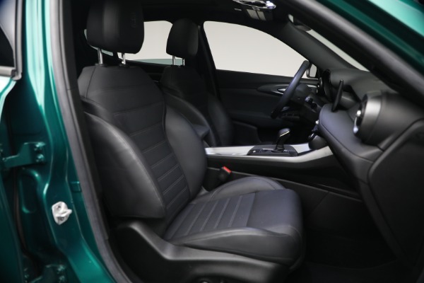 Used 2024 Alfa Romeo Tonale Hybrid Ti for sale $30,900 at Miller Motorcars Aston Martin in Greenwich CT 06830 16