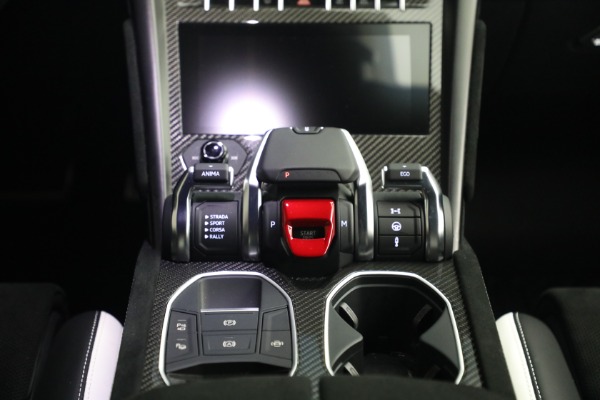 Used 2024 Lamborghini Urus Performante for sale $289,900 at Miller Motorcars Aston Martin in Greenwich CT 06830 28