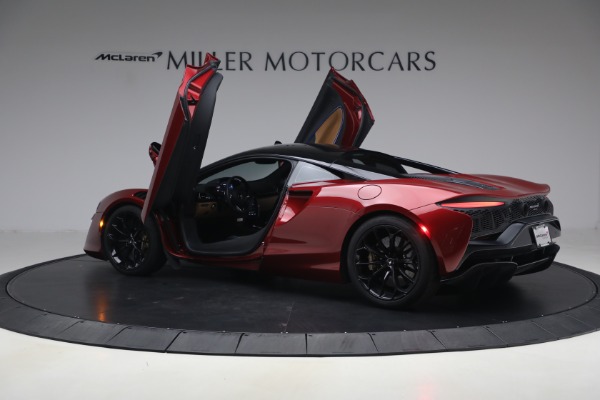Used 2024 McLaren Artura TechLux for sale $182,900 at Miller Motorcars Aston Martin in Greenwich CT 06830 16