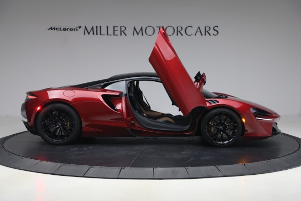 Used 2024 McLaren Artura TechLux for sale $182,900 at Miller Motorcars Aston Martin in Greenwich CT 06830 19