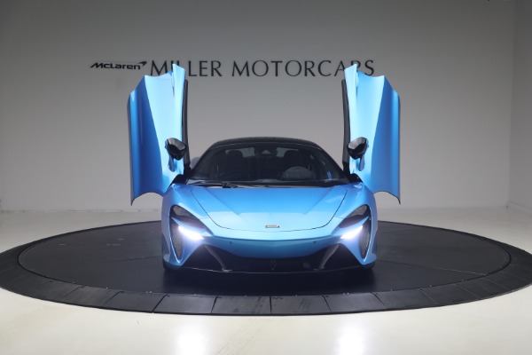 Used 2024 McLaren Artura Performance for sale $182,900 at Miller Motorcars Aston Martin in Greenwich CT 06830 13